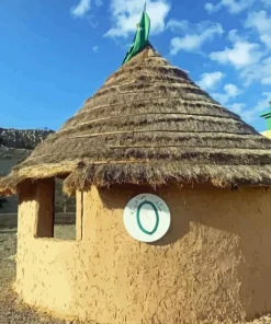Hut In Desert Paint By Numbers